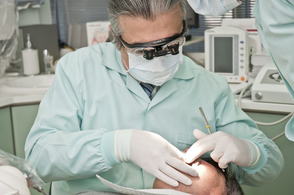 Gdy chcemy uratować nasz ząb, leczenie kanałowe wskazane